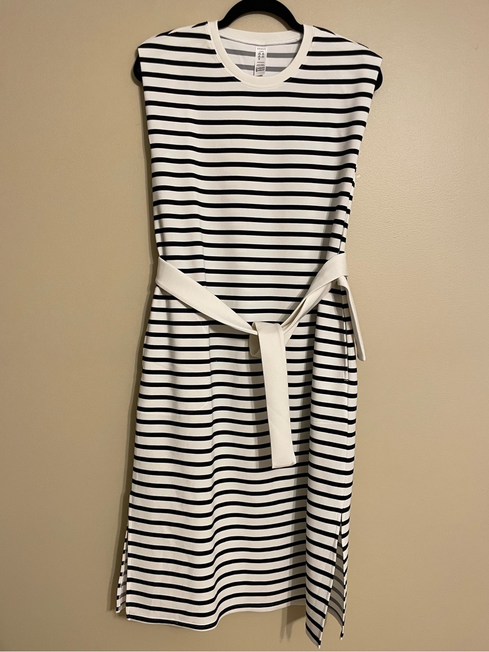 SPANX Airessentials Sleeveless Striped Tank Dress Cream Black Stripes Large